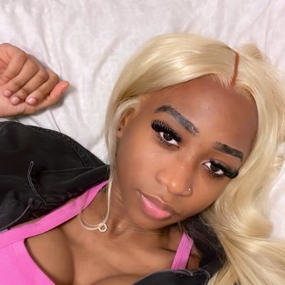 ibemakaylaaa's profile picture. sag.