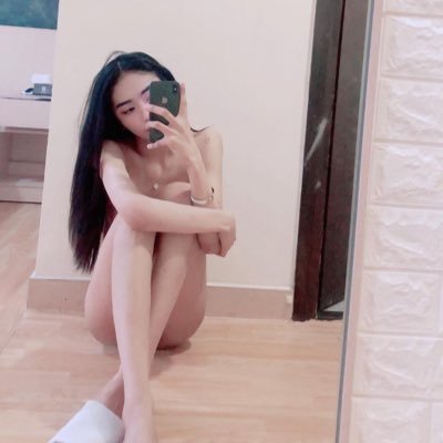I'm ladyboy in Dubai Shemale Dubai - Top or Bottom I'm ladyboy available for services business bay residence