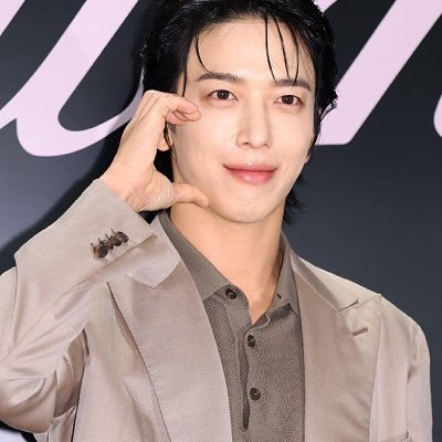 amagon228's profile picture. 