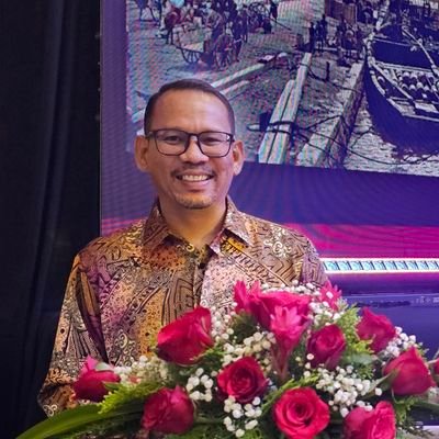 khusyairi_ma's profile picture. Professional Master of Ceremonies
| HRDF Certified Trainer
| Creativepreneur | Thespian