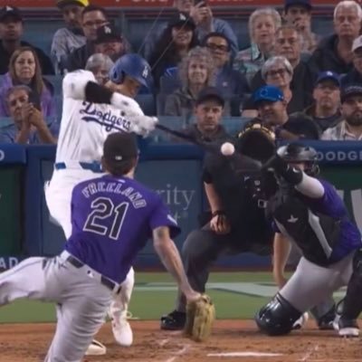 4PAwHggkfA37319's profile picture. 相場とかプライベートとかビジネスとか日本とか/質問はDMかラインまで