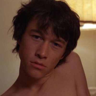 777hiel's profile picture. 21. bjork lover. cigarette connoisseur.