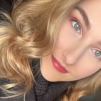 27 | Former Streamer | Intermittent Tweeter | Mental Health Advocate | Shrek Enthusiast 🌱🌸