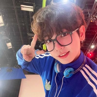 jae124tae810's profile picture. 