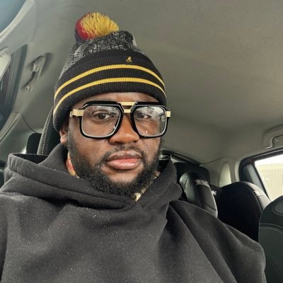 Tumi_Mchana's profile picture. God fearing• inspirato• ambizioso • orientato alla famiglia• combattente• Man United • •Scuderia Ferrari F1• buccaneer• Madrid• AC Milan• Tlou Industries•