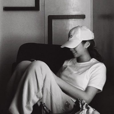 mikhsloiver_'s profile picture. — walo hanggang dulo