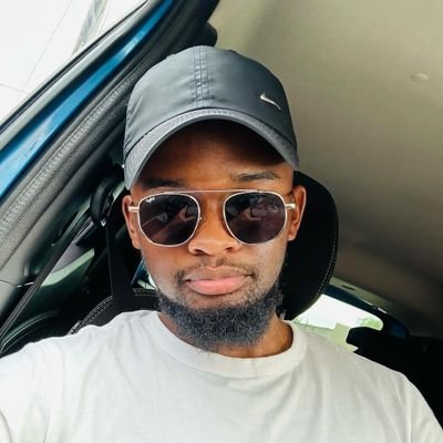 @Siya_Gatyeni