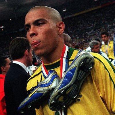 manuelpaz77's profile picture. 