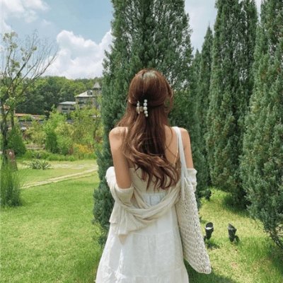 お金を引き寄せる秘訣やお得な情報など発信したりしています。自分自身お金に苦労した経験からお金に困っている人を助けたいと思い、小規模ですが現金プレゼント企画を始めました♪ フォロワーさん優先⇒ https://t.co/h5j80zPrl6
