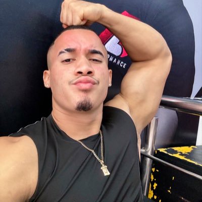 •Modelo de ropa interior📈🔥🇩🇴🇩🇴🇩🇴 🔥solamente respondo por Instagram⬇️