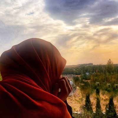 Hanita___'s profile picture. همه آنان که روی این زمین هستند، فانی می شوند..
