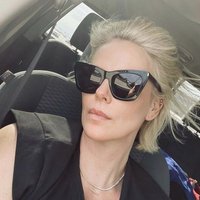 Charlize Theron 💚💞🌹 (@charlize77777) 's Twitter Profile