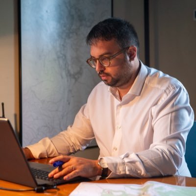 sergiplanaguma's profile picture. Alcalde de Serinyà, republicà, dissenyador i urbanista. Conseller d’esports del @ccplaestany i vicepresident del @ceplaestany