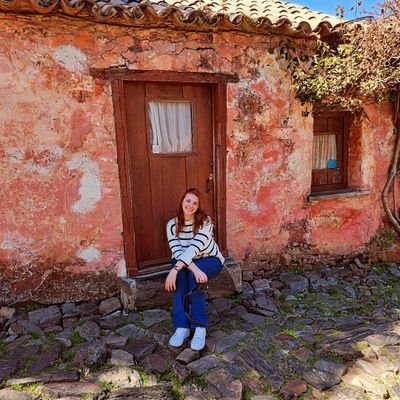Tanasolotana's profile picture. You can't tame me...
⭐⭐⭐