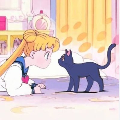 moon_prismpowe's profile picture. 泰然自若 毎日お水2リットル 12月〜40