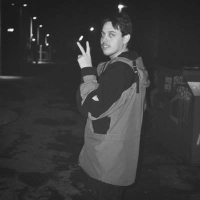 caleb :)さんのプロフィール画像