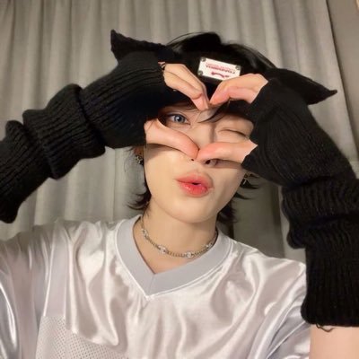 idisnewbie's profile picture. for the boyz, zb1, khh & krnb