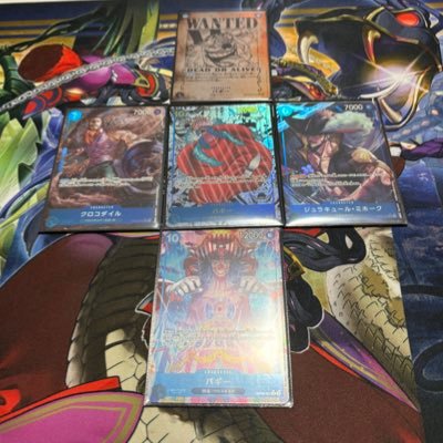 部員からは、親しみを込めてフルハウス沢渡と呼ばれています。 ワンピースカード青バギー研究会 デッキレシピ投下マン