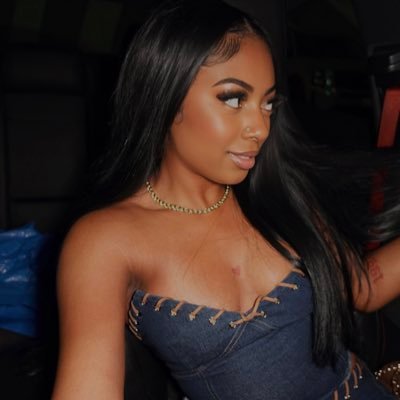 @LifeWithSymonee