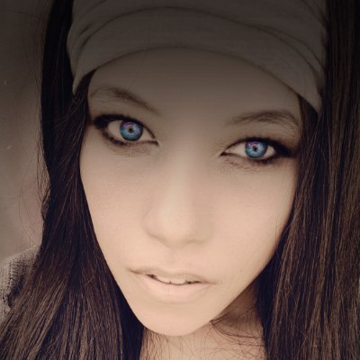 This lady lost her mind and now she's just a crazed spirit inhabiting a body until it's over.
I miss my son.
I miss sanity.
I miss my son.
but I'm alive.