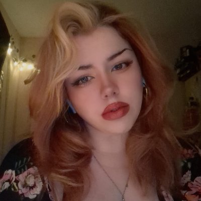 CasielGameDev's profile picture. haciendo un jueguito