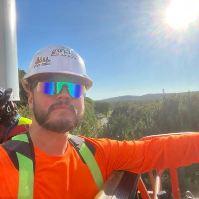 captianstruggle's profile picture. kinda funny.. my brain is mostly sports and the rest filled in with memes and movie quotes.
