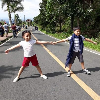 reyahlab's profile picture. 