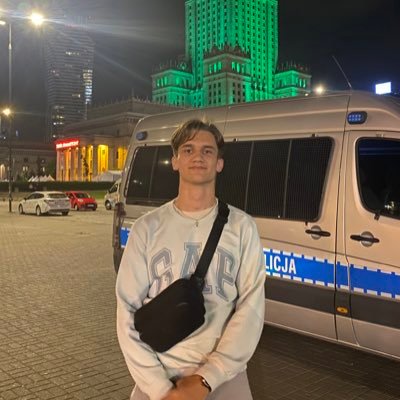 Objectif : finir dev freelance 👨🏼💻tout en habitant au fin fond de la campagne 🏞️ en Pologne 🇵🇱
