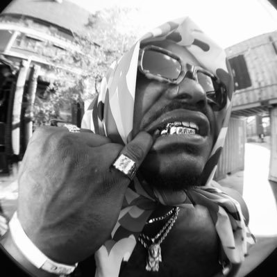 BooEsco's profile picture. 