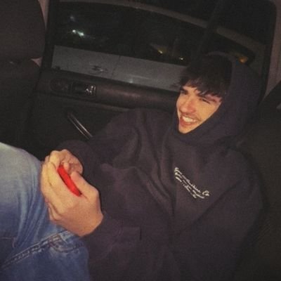 saamuas's profile picture. 