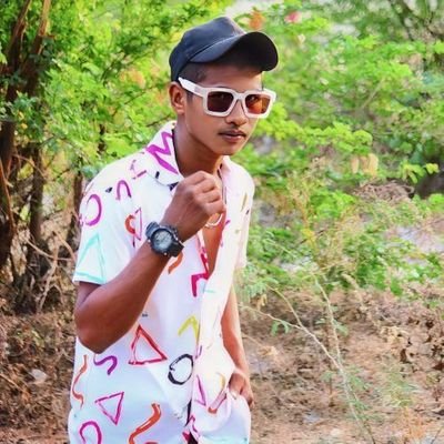 MaanaArvin25280's profile picture. 