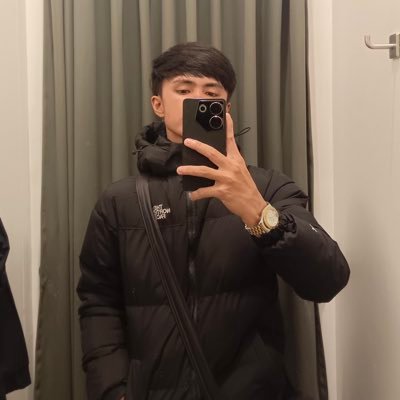 alexisbantilesx's profile picture. Artist/Mangaka https://t.co/t0MJZRDhHL