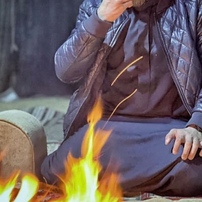 i3cp9's profile picture. هُنا شتاتي ومشاعري وشوية قصّايد وهواجيس  اخّر الليل . .