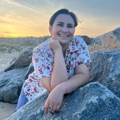 baymontana's profile picture. museum educator ~~ they/them non-binary ~~ painter