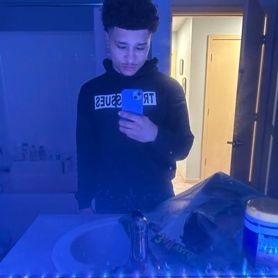 juinthadoor's profile picture. Him