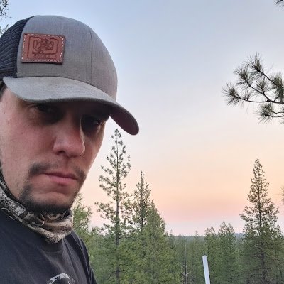 AgeeDustin15097's profile picture. 