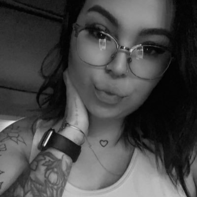 Phvniee's profile picture. 🎈