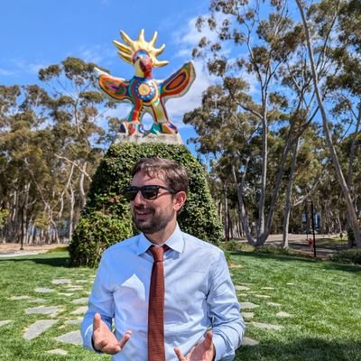 Ph.D. in Sociology and Computational Social Science @UCSanDiego. Postdoctoral Scholar @Stanford. Frustrated psychohistorian.