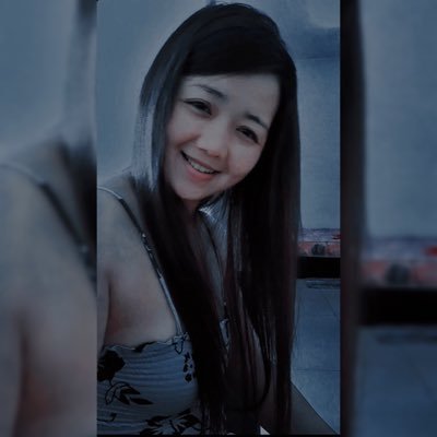 I am an introvert but not anti social..I don't like crowds among people who know me but I love the crowd so much among the people who don’t know me.