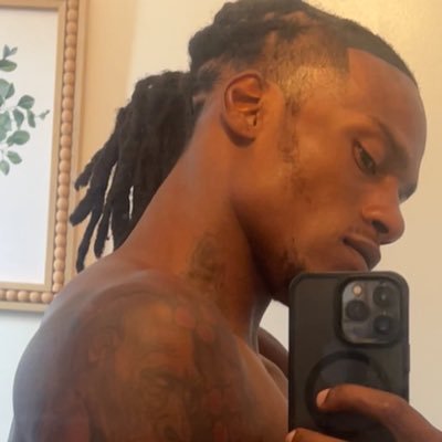 ZagaContinues's profile picture. Racin' & Rasslin'. Teacher turned transporter for hire. Love u JJ.