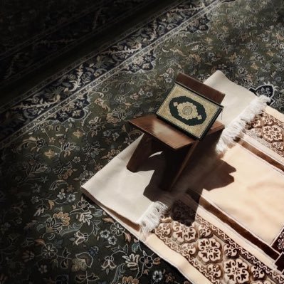تغريد آلي كل ليله الساعه 6:15 م بتوقيت مكه المكرمه (الحساب صدقه جاريه عن كل من ساهم في نشره وعن جميع موتى المسلمين)
