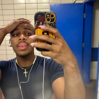 tatertae (@tatertae_) 's Twitter Profile