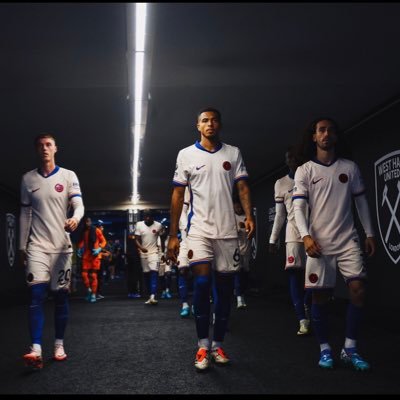 sneakydrum's profile picture. Love music love football and love Chelsea more 💙