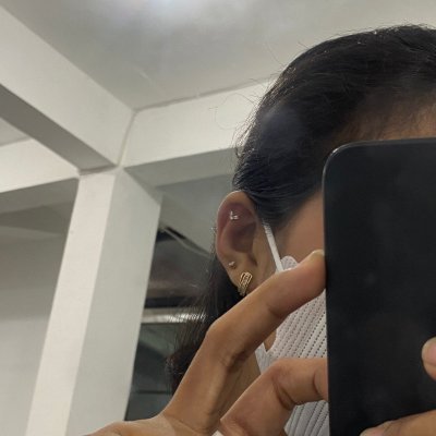 adnntee's profile picture. personal bio