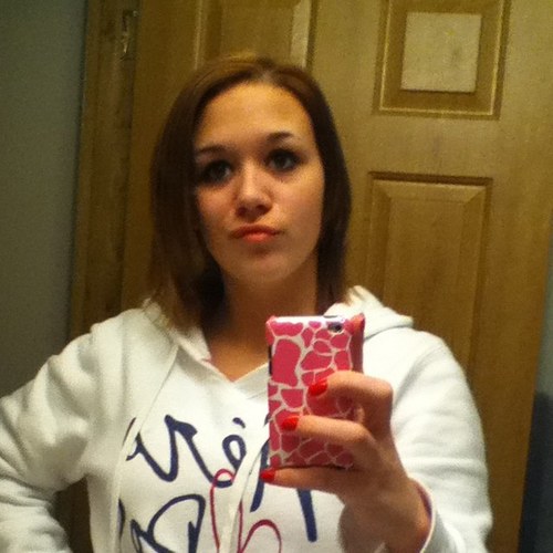 hidiii88's profile picture. 