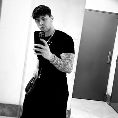 – Ig:_t0m8s
– TT: _Tomas.Elian
🏳️‍⚧️