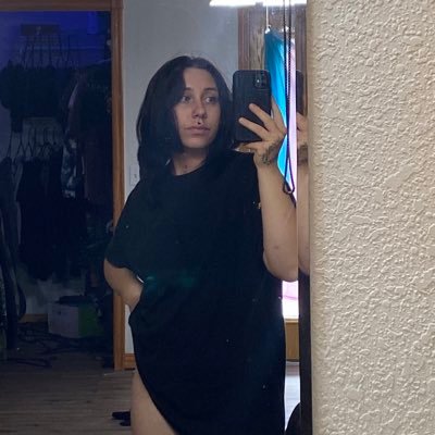callmeugly_'s profile picture. 22 | they/he transmasc 💉7/8/22💉 $CallMeUgly | mdni