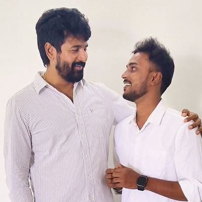 Shortfilm Director🎬 | https://t.co/IehOL0Oecs Viscom👨🎓|Sivakarthikeyan Anna Fan | இந்த உலகம்🗺✨அடுத்த வினாடிக்குள்⏭⏳ ஒளித்துவைத்திருக்கும்👻⚡ஆச்சரியங்கள்🙀