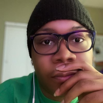 sluttyyaquarius's profile picture. My business 💯 your fav social worker!!