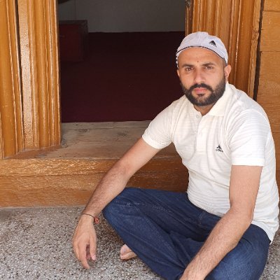 iam a very simple person and love simplicty